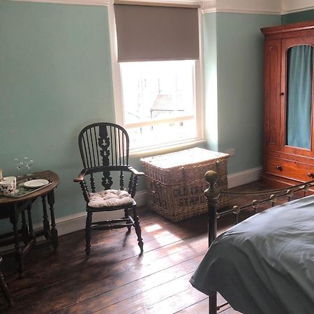 The Victorian House Bed and Breakfast Bridport Exterior foto
